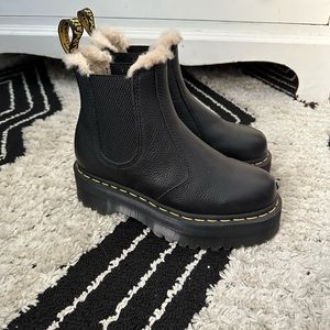 Doc marten 2976 FAUX FUR LINED PLATFORM CHELSEA BOOTS